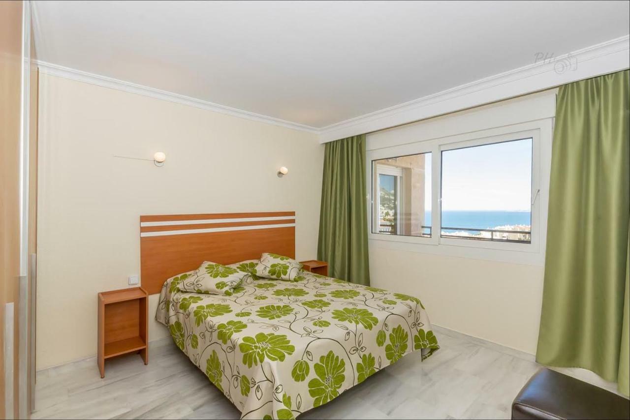 Frente Al Mar Apartment Benalmadena Bagian luar foto