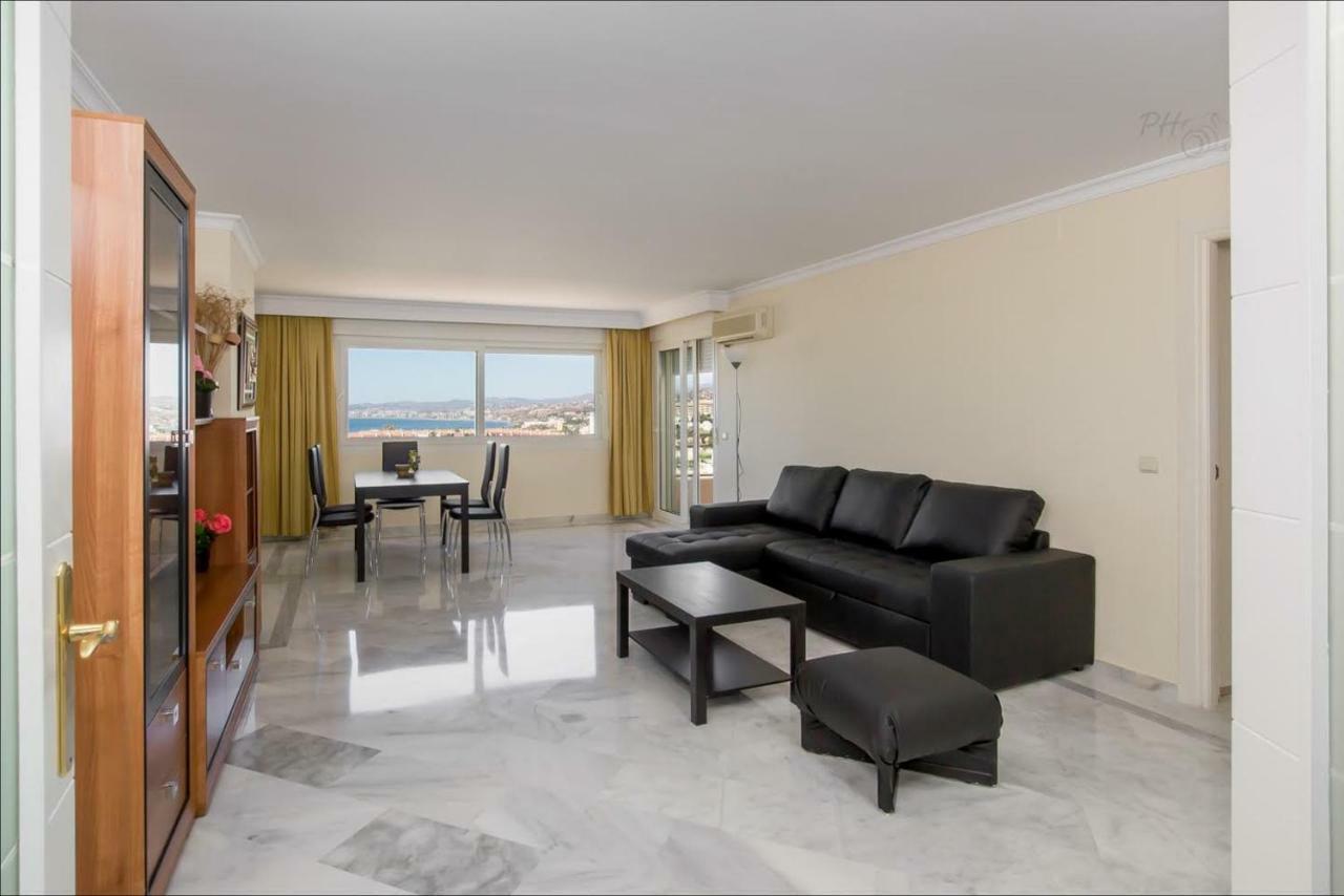 Frente Al Mar Apartment Benalmadena Bagian luar foto